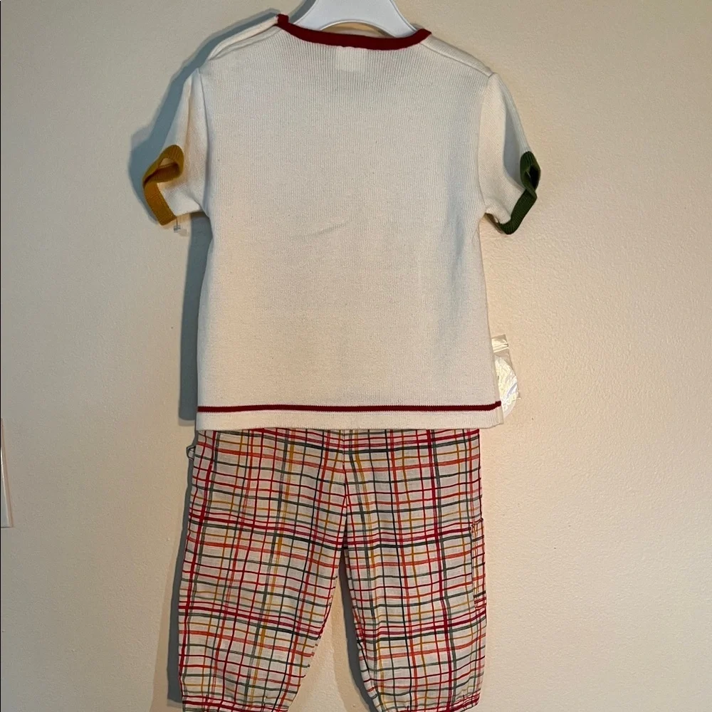 Vintage Sarah Louise 2 pc set with Elephant design. Cream and Multicolor​